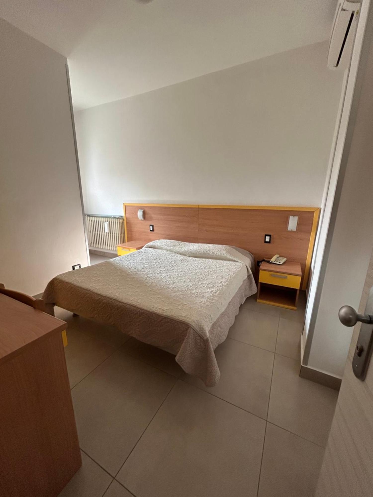 Hotel Marchina Brescia megye Kültér fotó