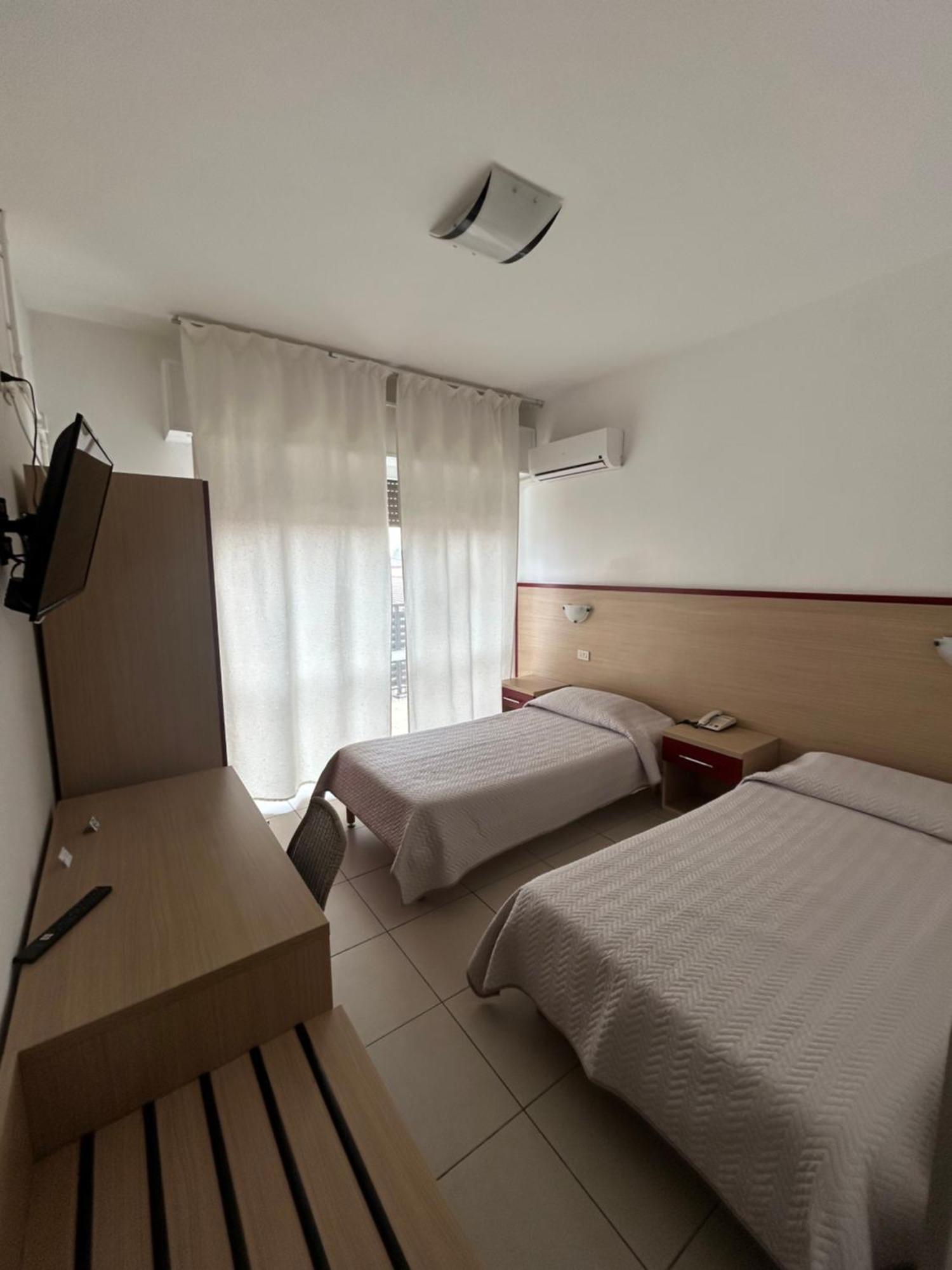 Hotel Marchina Brescia megye Kültér fotó
