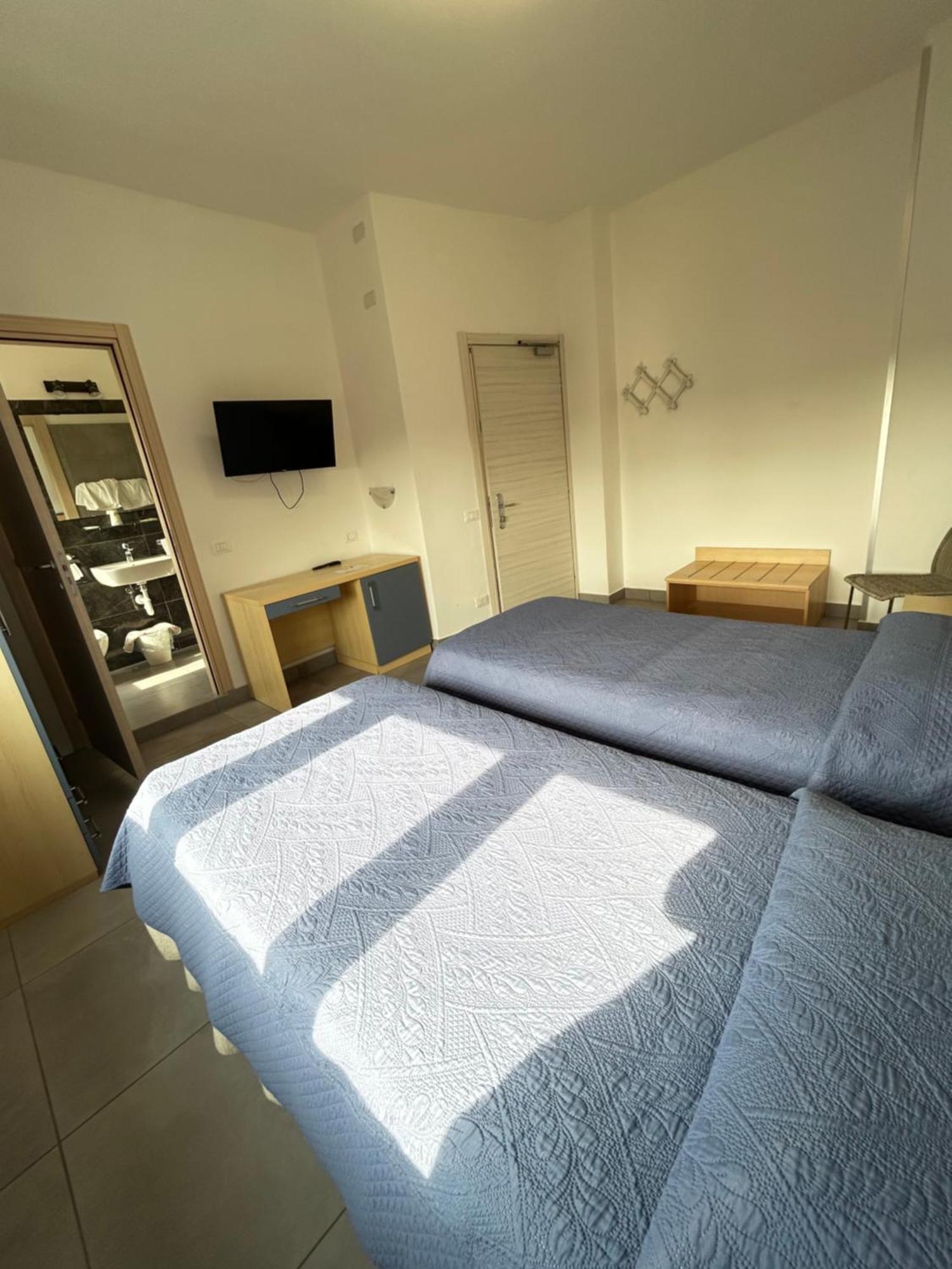 Hotel Marchina Brescia megye Kültér fotó