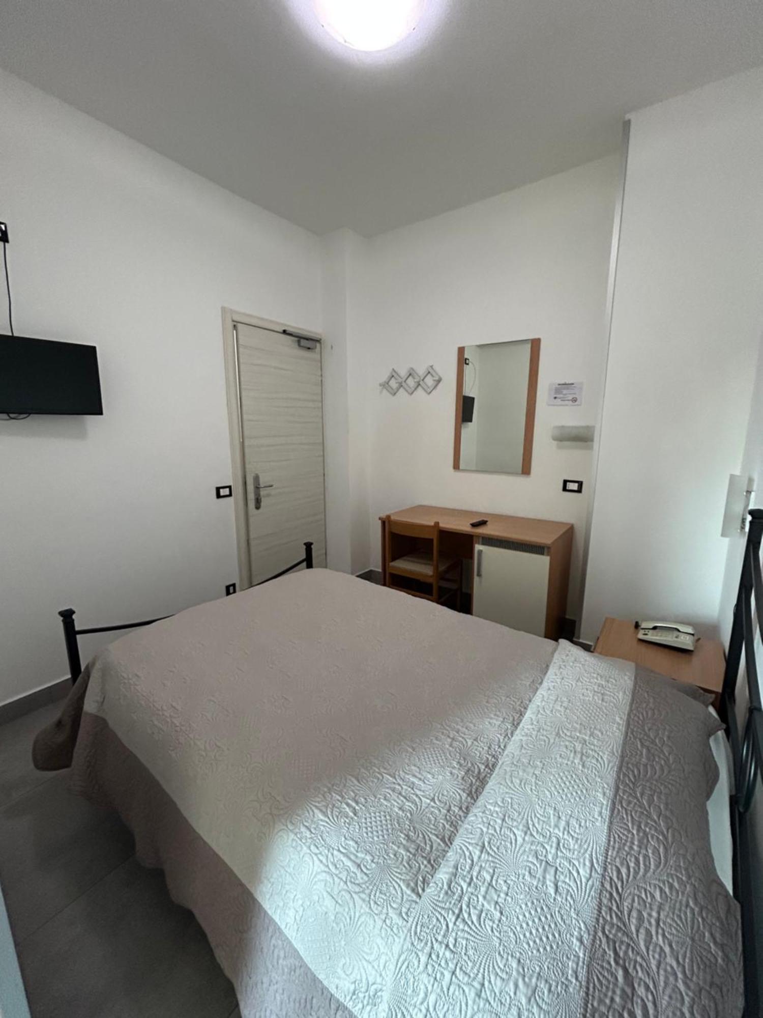Hotel Marchina Brescia megye Kültér fotó