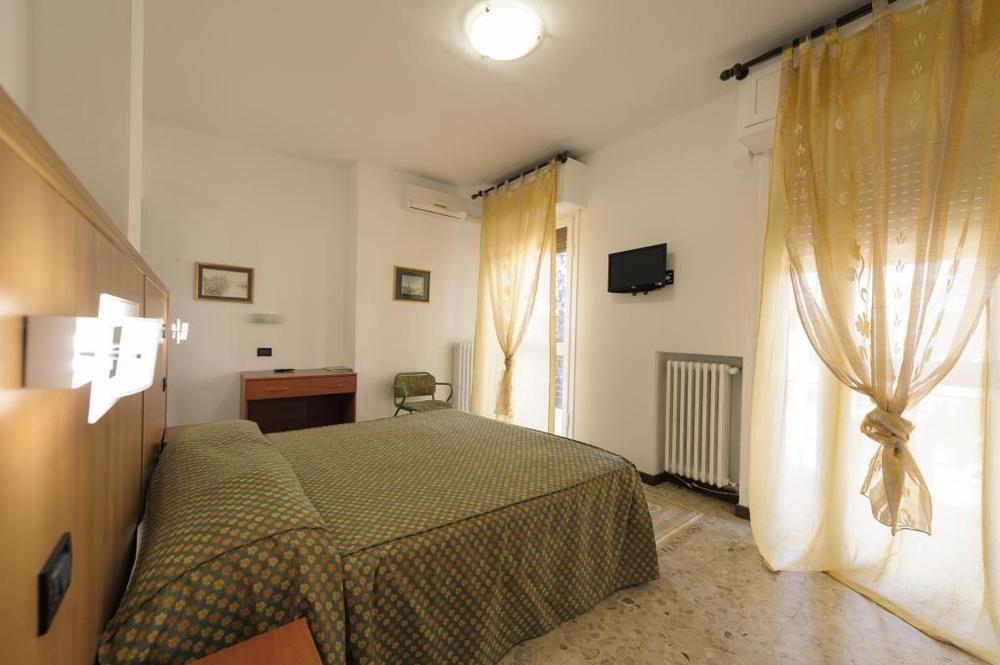 Hotel Marchina Brescia megye Kültér fotó