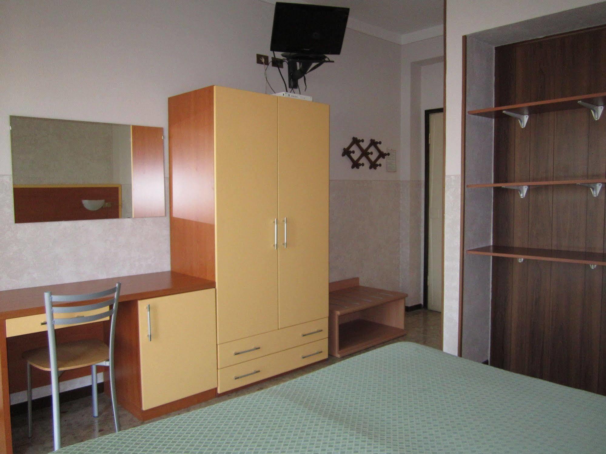Hotel Marchina Brescia megye Kültér fotó