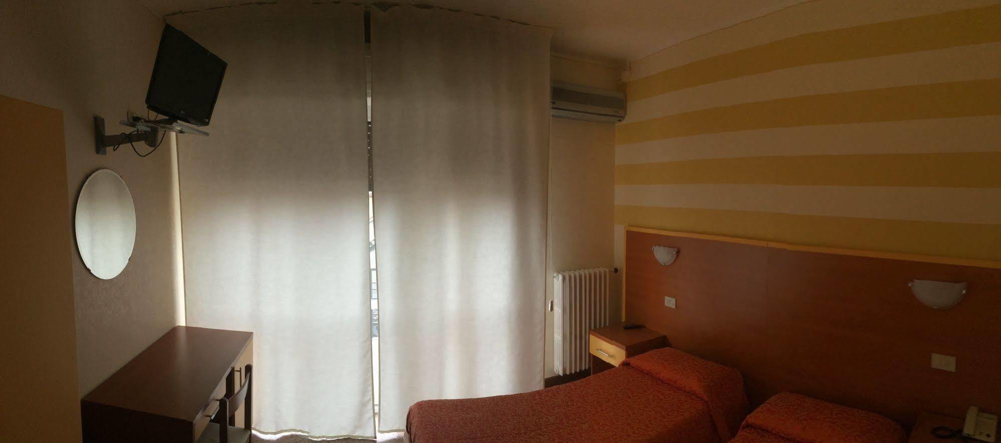 Hotel Marchina Brescia megye Kültér fotó